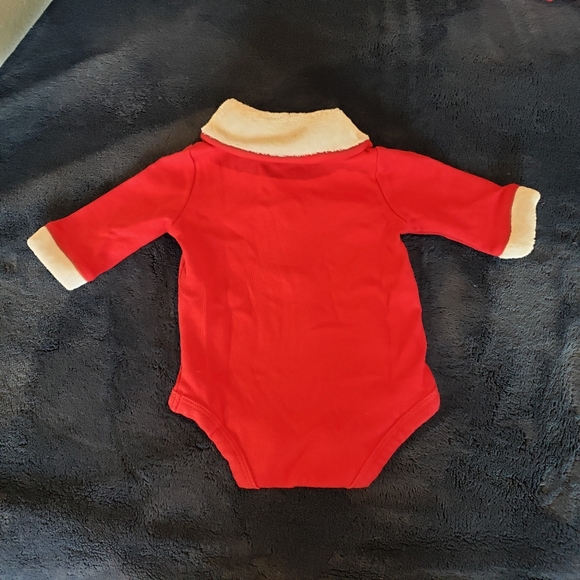 Starting Out NB Christmas Santa Onesie - Picture 2 of 4